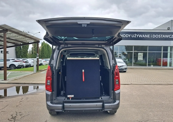 Toyota Proace City Verso cena 207281 przebieg: 5, rok produkcji 2024 z Skaryszew małe 352
